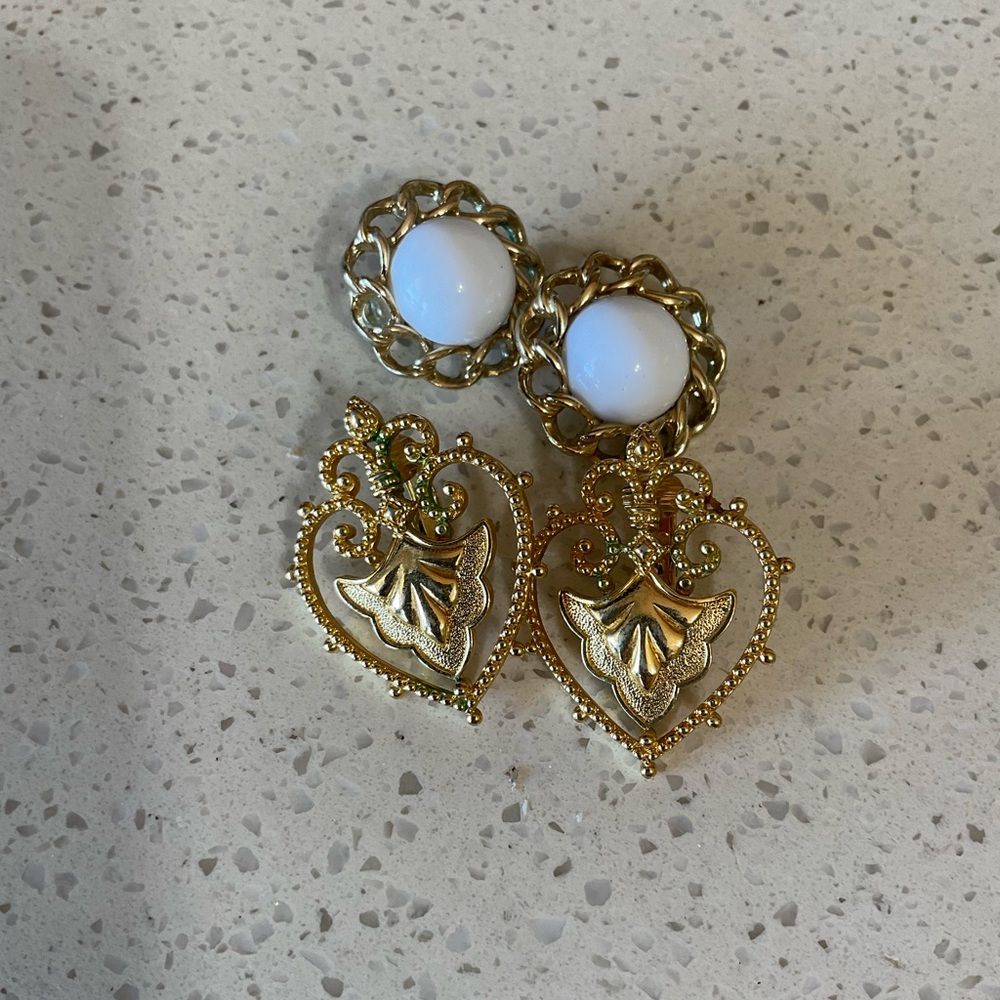 2 Clipon earrings